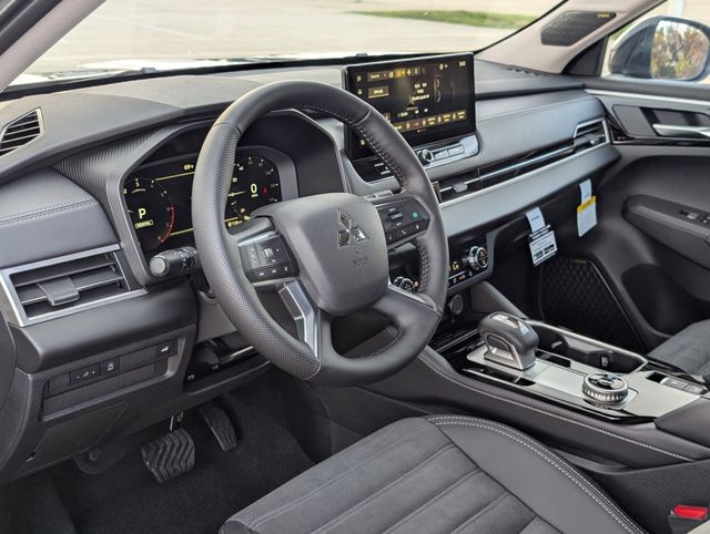 New 2026 Black Mitsubishi SE image 12