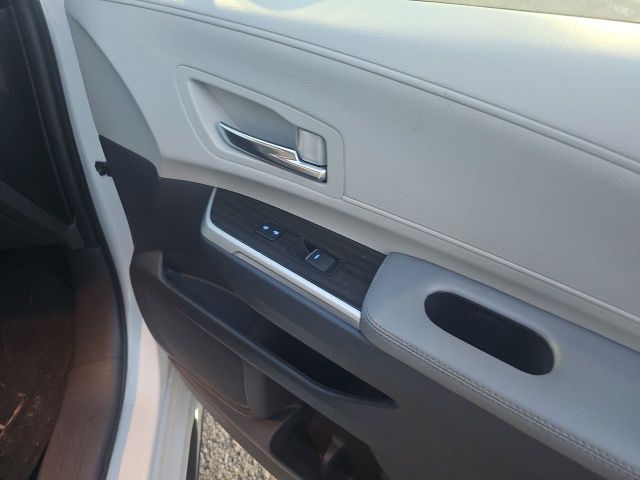Used 2023 Toyota Sienna Van
