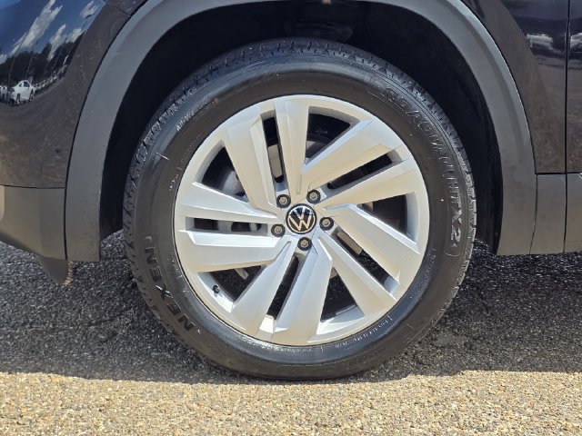 Used 2023 Volkswagen Atlas Cross Sport SUV