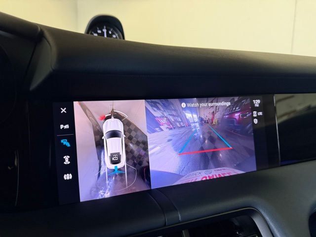 2021 Porsche Taycan 4S photo