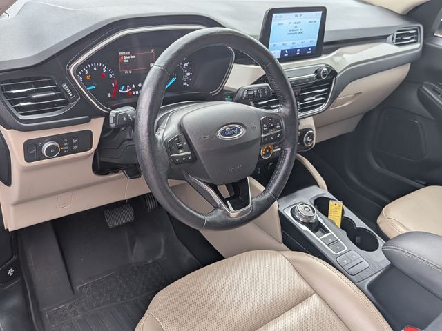 2020 Ford Escape - Image 11