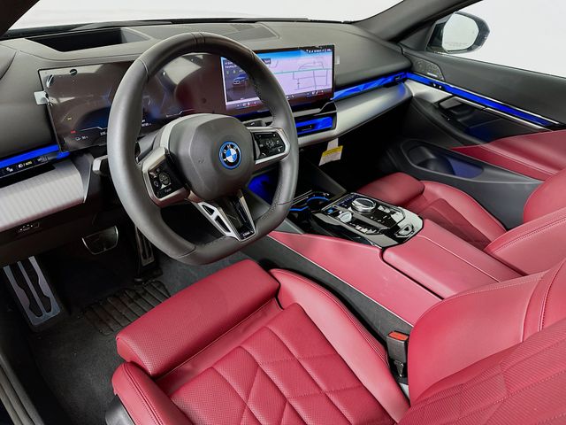 2025 BMW i5 xDrive40 9