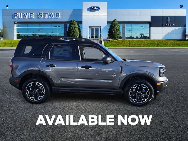 New 2026 Gray Ford Outer Banks image 9