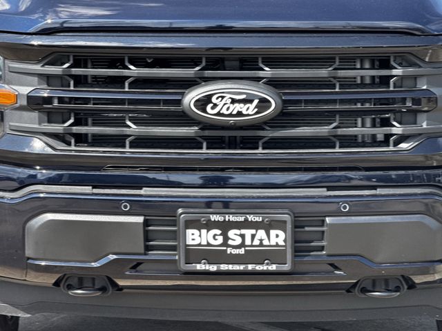 New 2026 Blue Ford XLT image 4