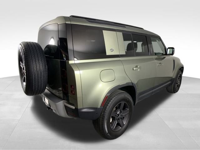 2022 Land Rover Defender 110 Standard 7