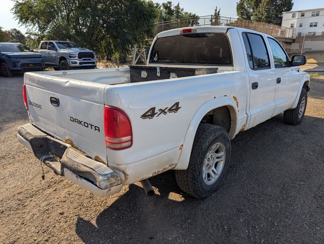 2004 White Dodge Dakota Sport 4X4 Truck