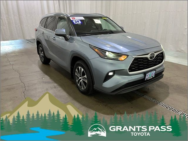 2024 Toyota Highlander XLE AWD
