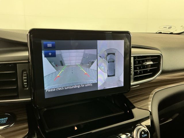 Certified Used 2022 Black Ford Limited image 23
