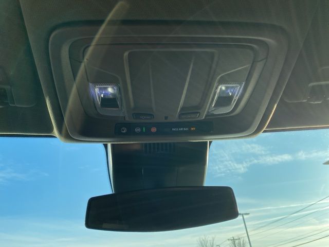 2025 Chevrolet Silverado 1500 LT - Sterling Gray Metallic exterior view 16