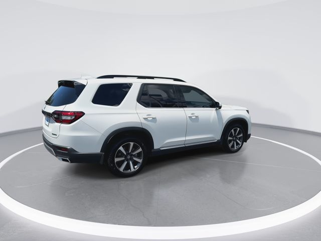 Used 2025 Honda Pilot SUV