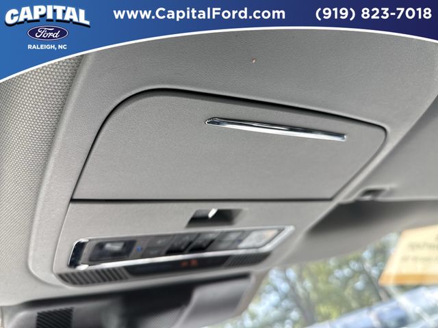 Used 2023 Blue Ford Lariat image 33