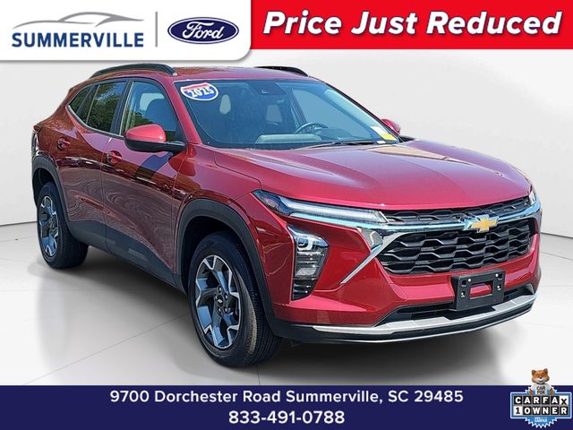 2025 Chevrolet Trax LT FWD