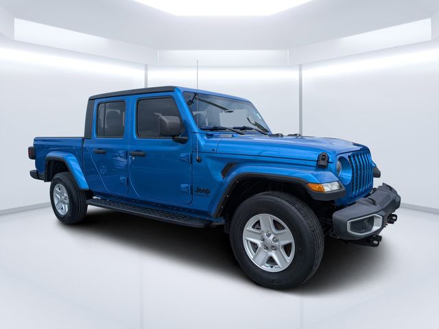 Hydro Blue Pearlcoat 2022 Jeep Gladiator Sport Crew Cab 4WD Pickup Truck Four-Wheel Drive 8-Speed Automatic