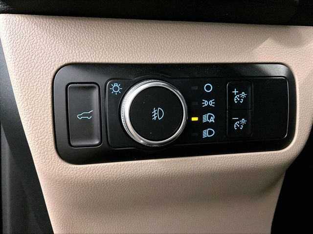 2022 Ford Escape SEL White at Auto Express Mitsubishi