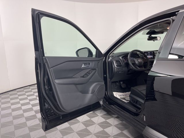 2025 Super Black Nissan Rogue SV FWD SUV