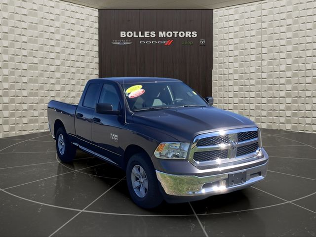 2024 RAM 1500 Classic SLT Quad Cab 4WD