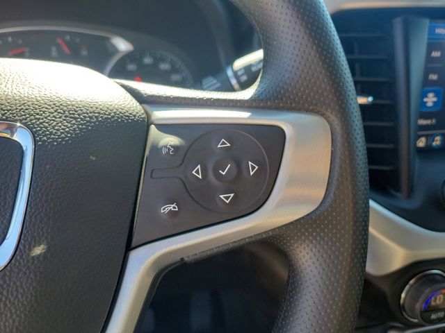 2023 GMC Acadia SLE White at AutoSavvy Houston Southwest