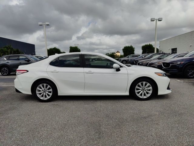 2019 Toyota Camry LE 7