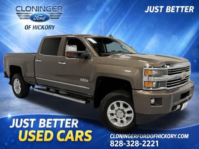 2015 Chevrolet Silverado 3500HD High Country Crew Cab 4WD