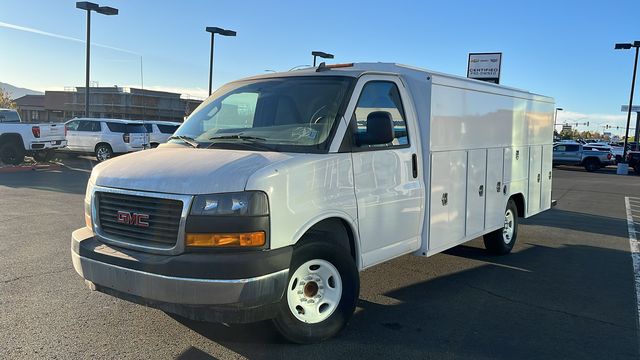 2023 GMC Savana 3500 Work Van 4