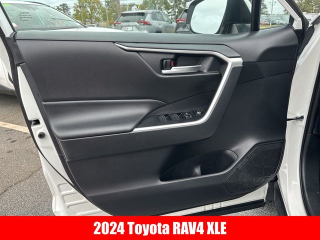 2024 Toyota RAV4 XLE 4