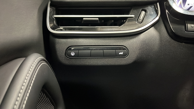 Used 2023 Blue INFINITI LUXE image 31