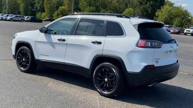 2022 Jeep Cherokee Latitude Lux 6