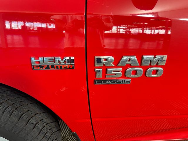 2019 Ram 1500 Classic SLT 16