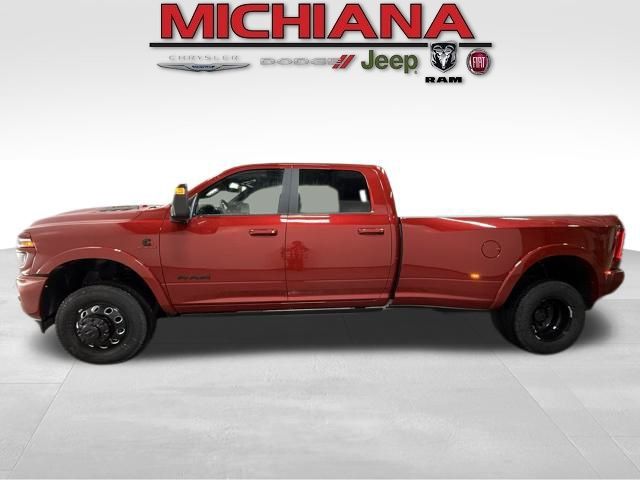 2026 RAM 3500 Limited Crew Cab LB DRW 4WD