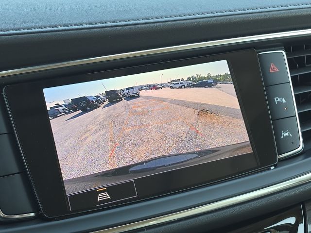2022 Buick Enclave Essence:C02611
