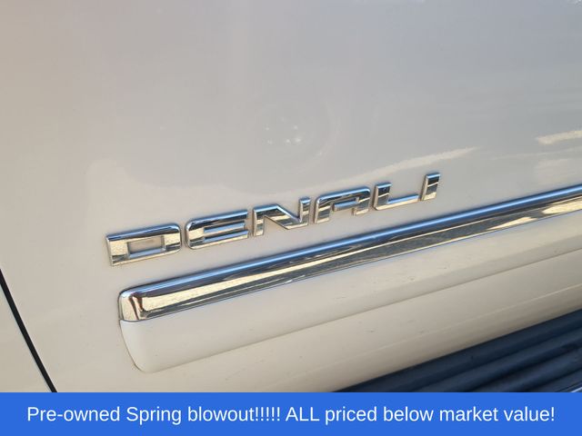 Used 2013 White GMC Denali image 12