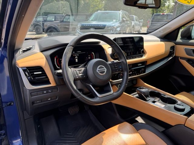 Used 2021 Blue Nissan Platinum image 25
