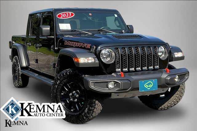 Black Clearcoat 2023 Jeep Gladiator Pickup Truck Four-Wheel Drive 8-Speed Automatic
