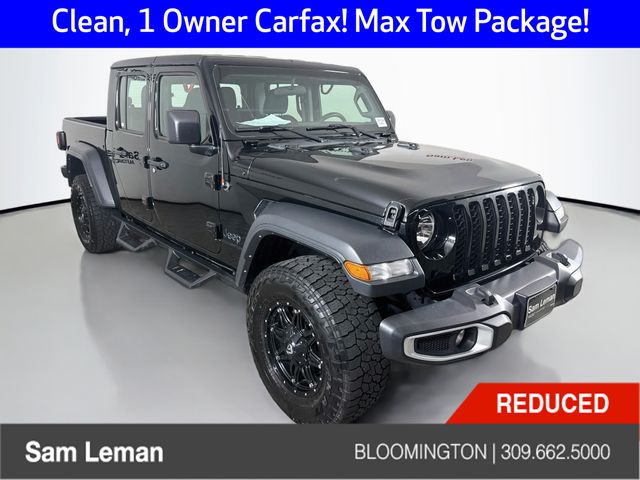 Black Clearcoat 2023 Jeep Gladiator Pickup Truck Four-Wheel Drive 8-Speed Automatic