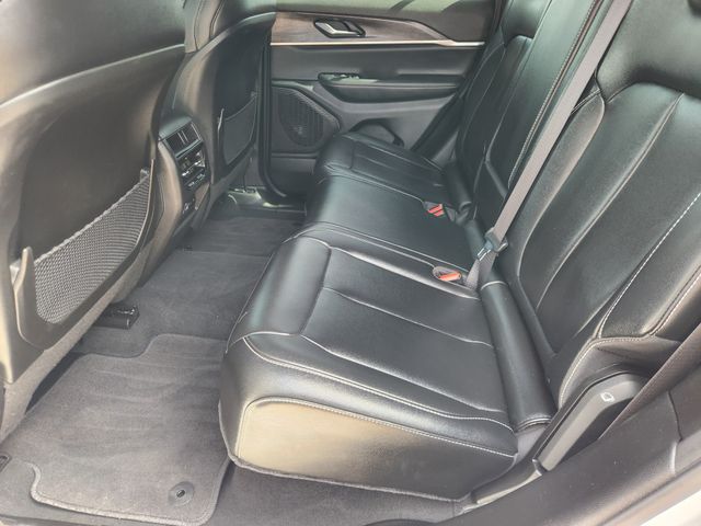 2024 Jeep Grand Cherokee Limited White at Mac Haik CDJR North Houston