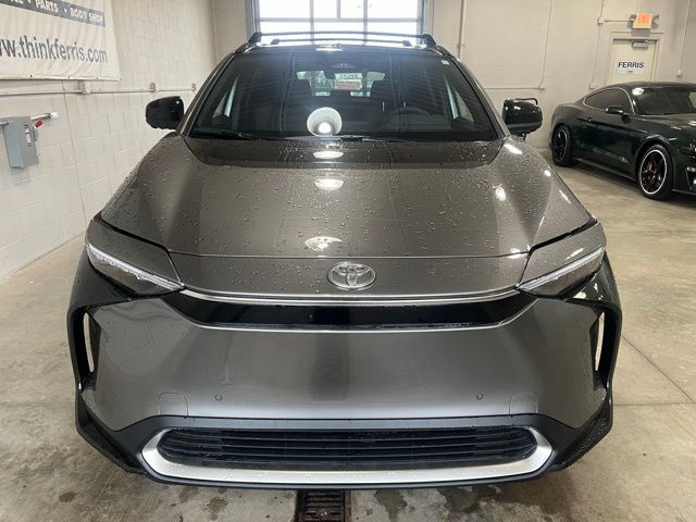 2025 Toyota bZ4X Limited photo