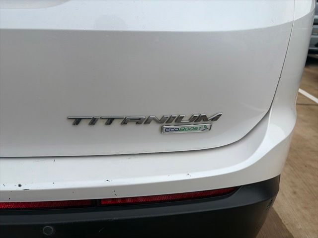 2015 Ford Edge Titanium White at Autostrade