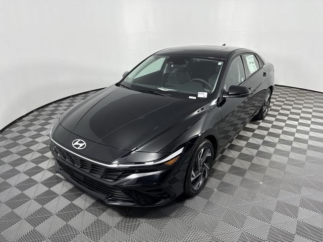New 2025 Hyundai Elantra Hybrid For Sale in Indianapolis, IN