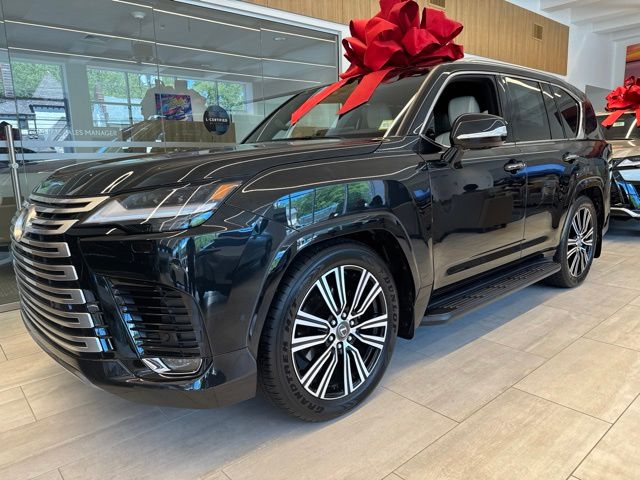 2026 Lexus LX 700h Luxury
