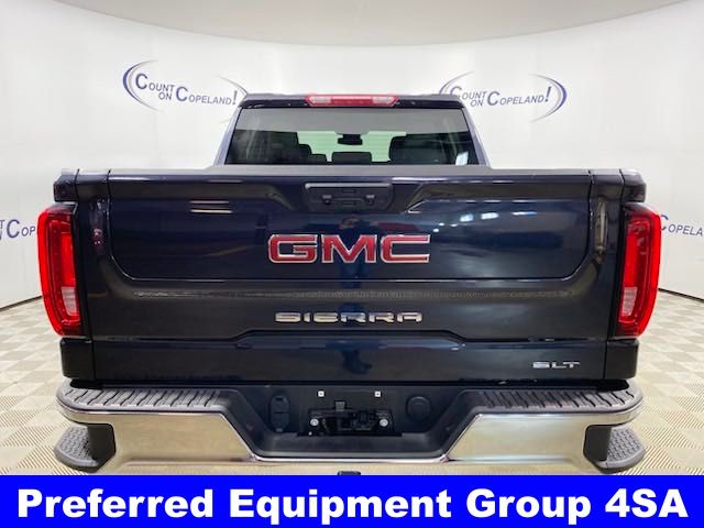 2024 GMC Sierra 1500 SLT photo