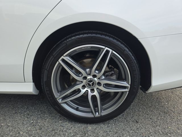 Used 2019  Mercedes-Benz E 300 image 35