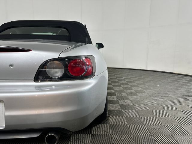 2002 Honda S2000 Base 33