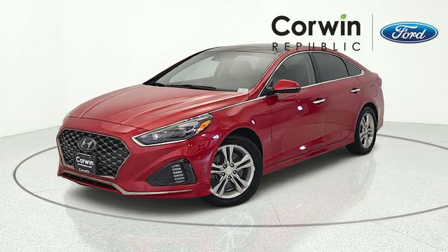 Scarlet Red 2018 Hyundai Sonata Sedan Front-Wheel Drive 6-Speed Automatic