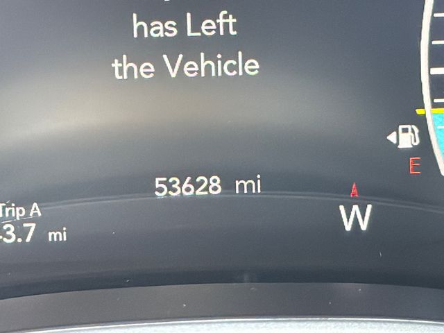 Used 2024 Chrysler Pacifica Van