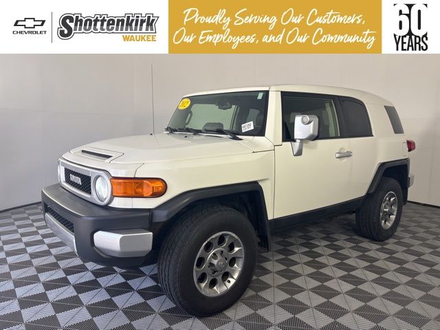2012 Toyota FJ Cruiser 4x4's photo