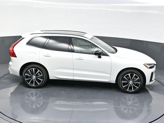 2025 Volvo XC60  photo