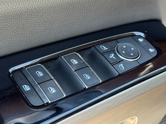 Used 2024 Nissan Pathfinder SUV