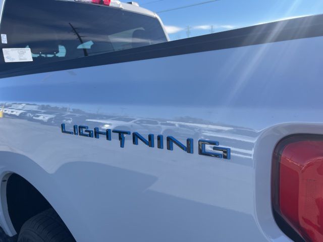 2025 Ford F-150 Lightning Flash:167865
