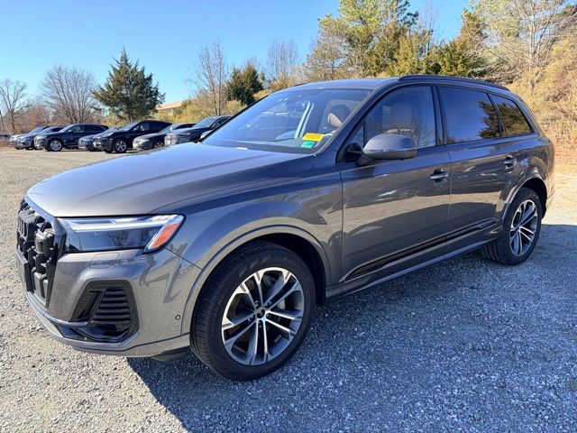 2025 Audi Q7 quattro Premium Plus 45 TFSI