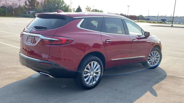 2020 Buick Enclave Essence 8